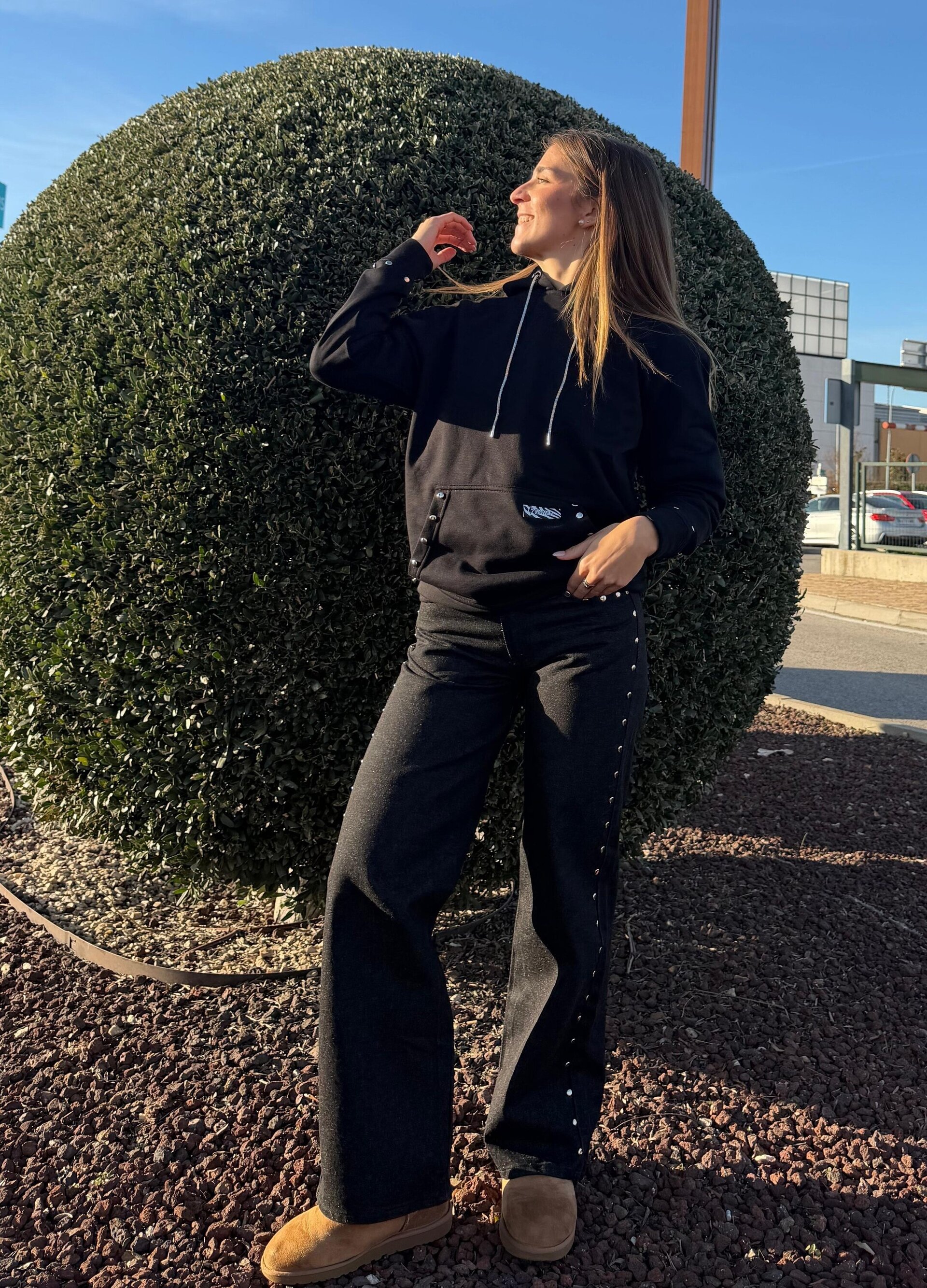 Hoodie Helena Negra - 1